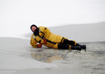 cold-water-022308-17